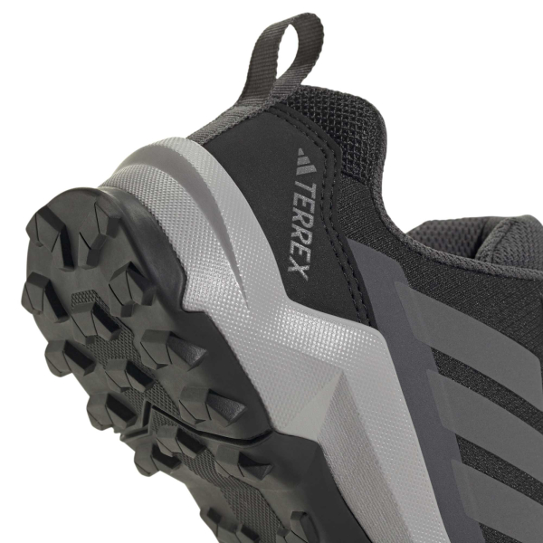 Adidas TERREX AX4R K Gyerek túracipő 40